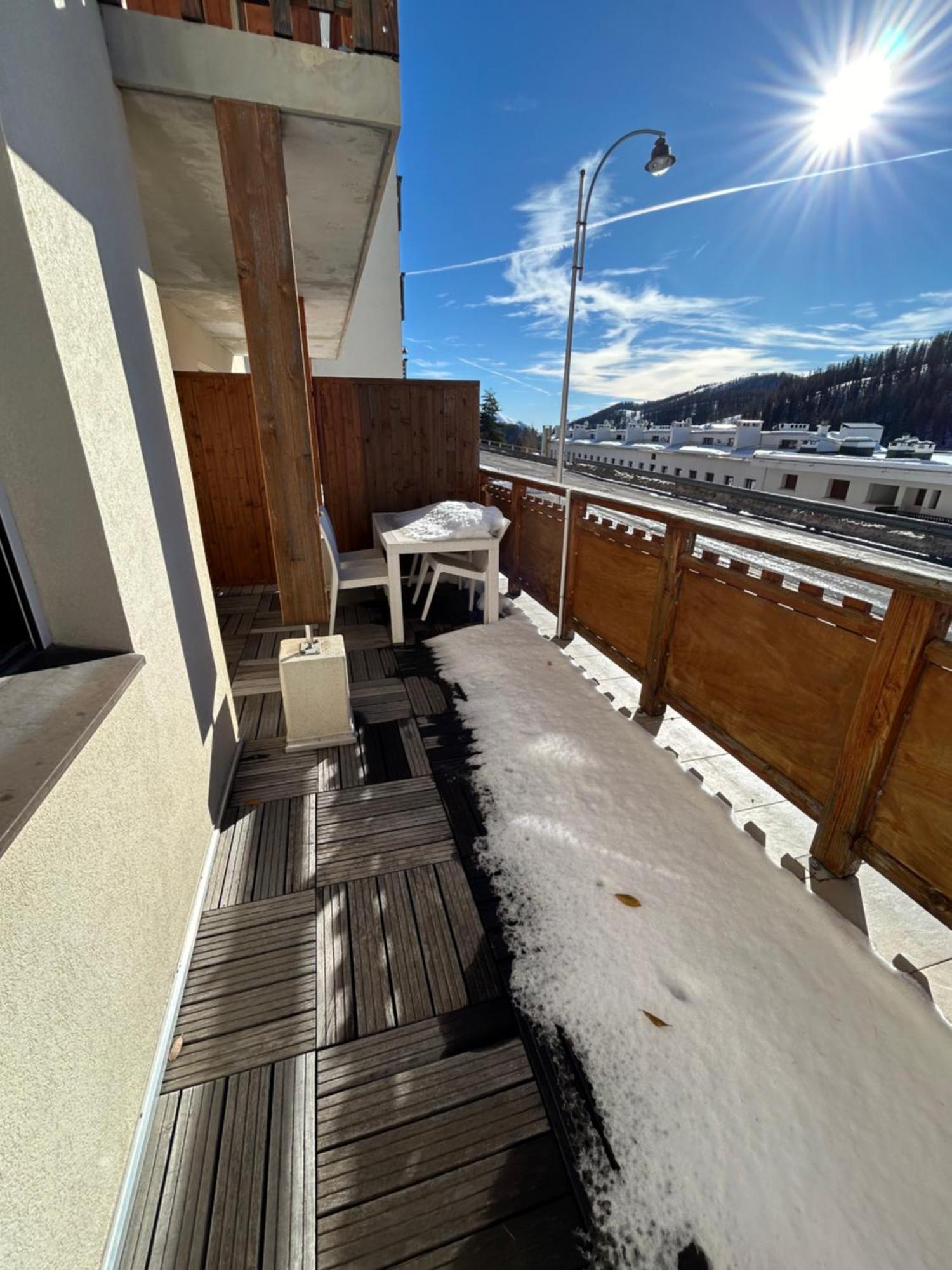 Superbe Appartement Avec Piscine Et Garage Péone Екстериор снимка